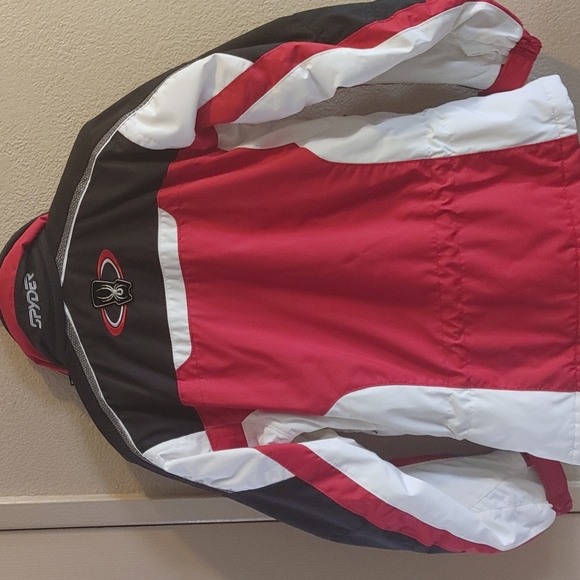 Gorgeous warm spyder jacket♥️ - Picture 8 of 9